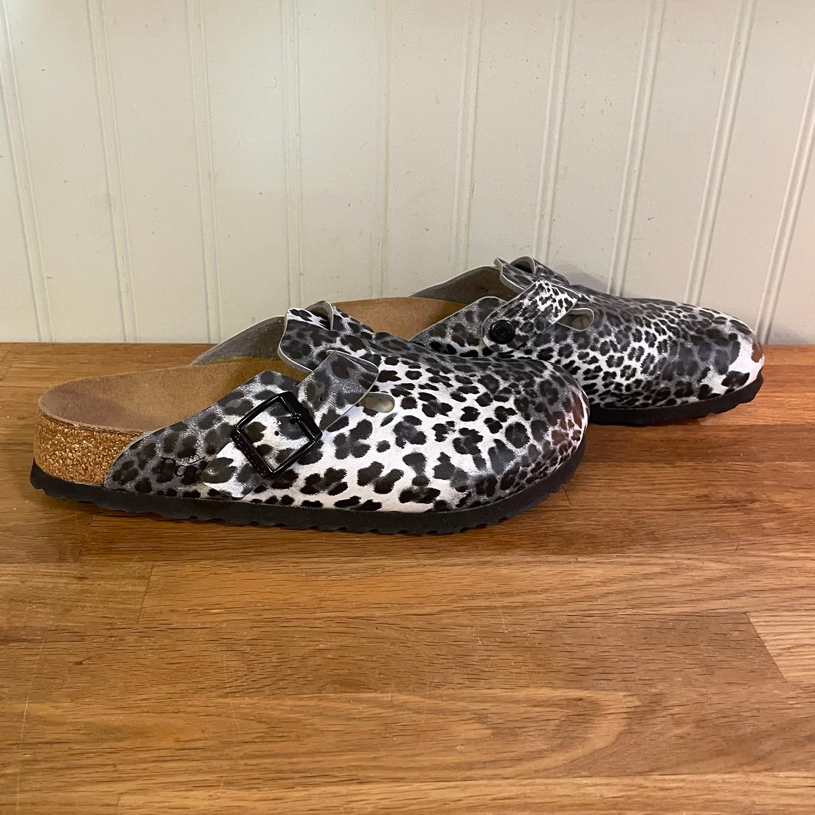 Papillio by Birkenstock Boston Clogs (6.5-7)