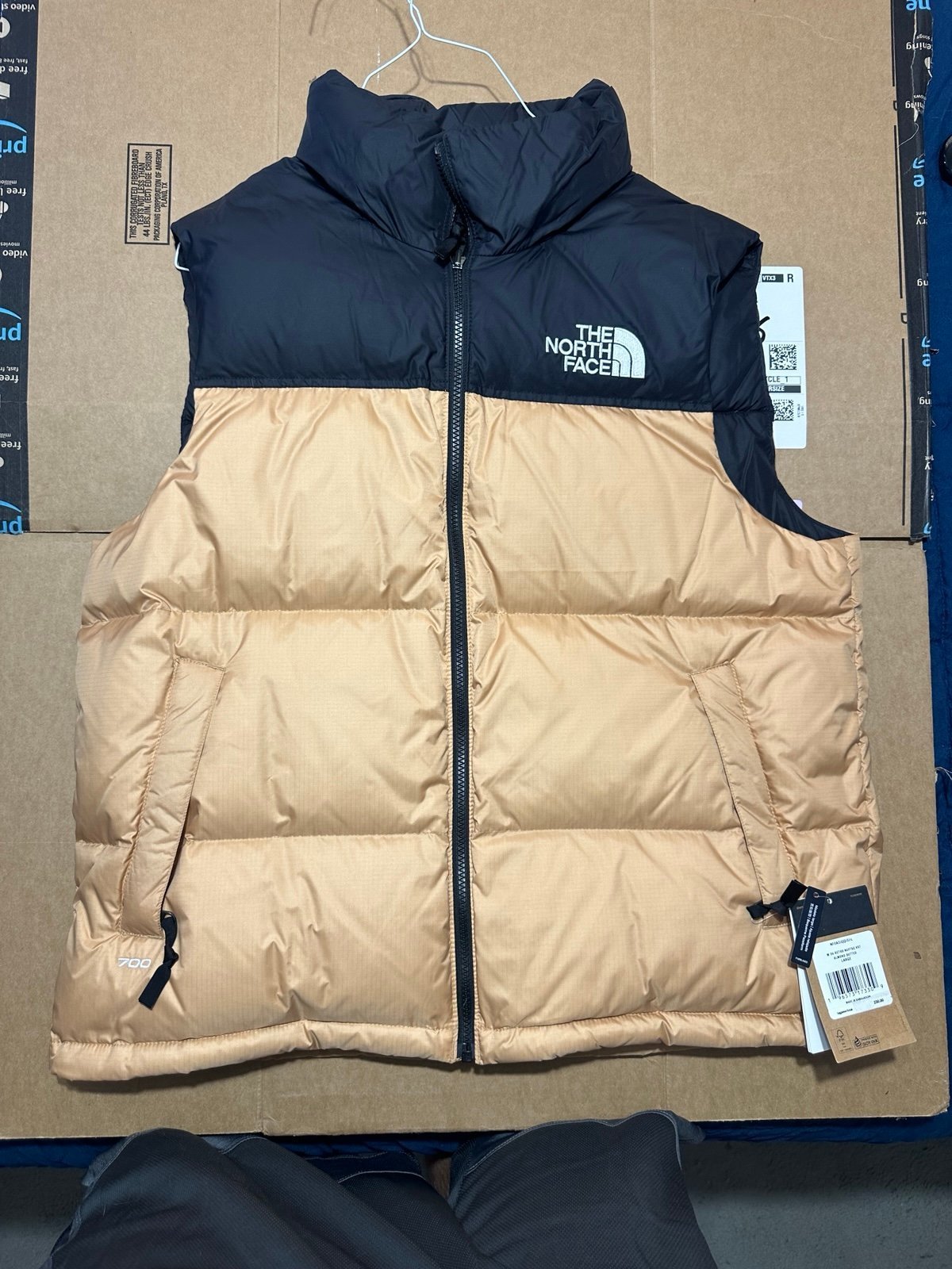 TIGHTBOOTH SUCKER STRIPE ANORAK (White) Parka