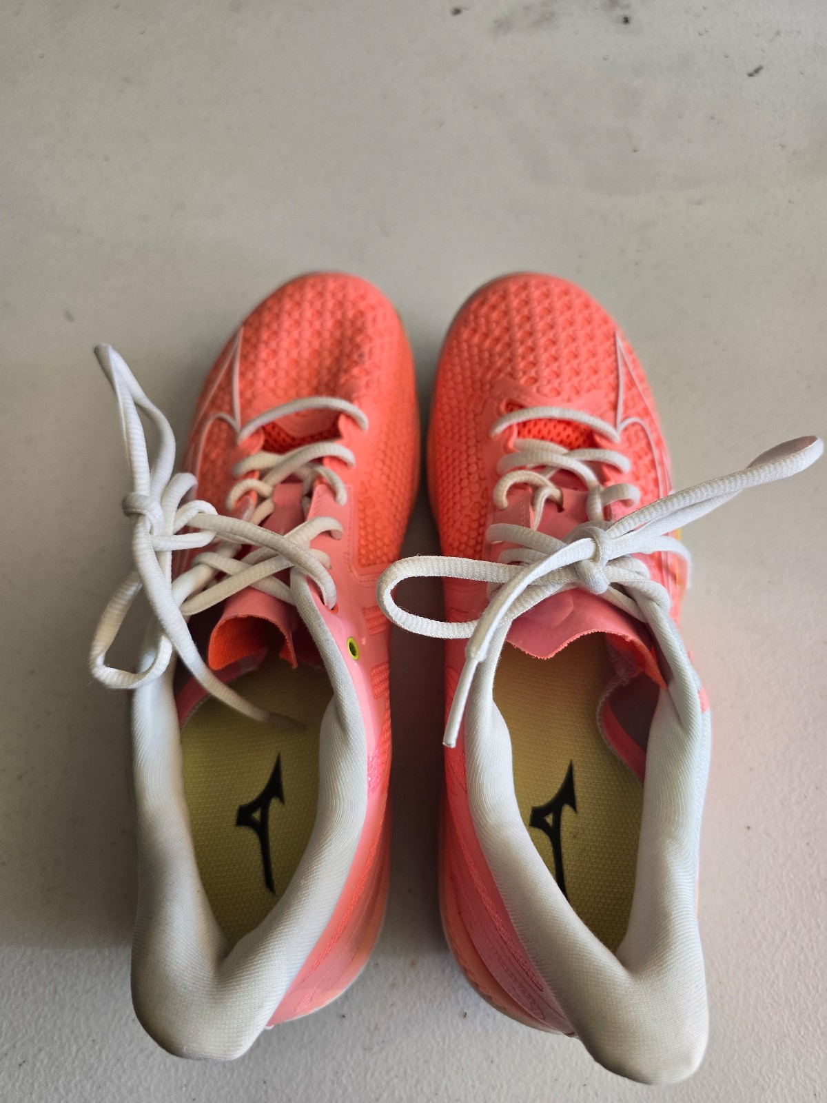 Running shoes