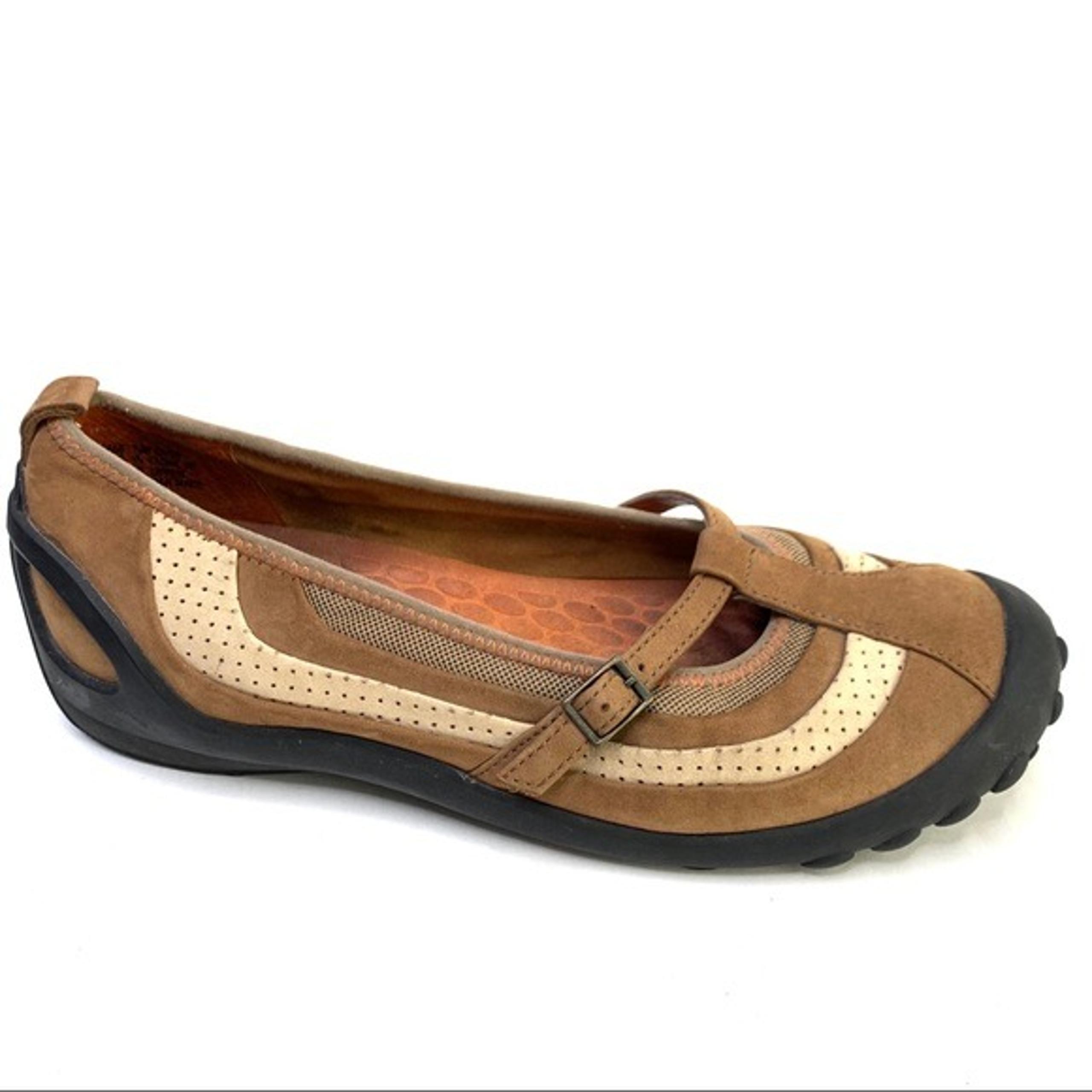 Privo by Clarks Mary Janes slip on shoes