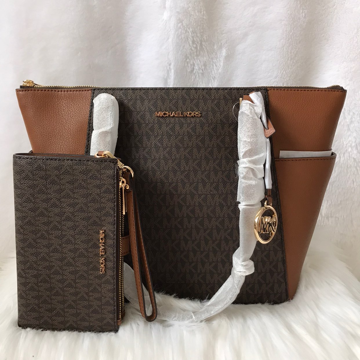 New! MICHAEL KORS TOTE & WALLET