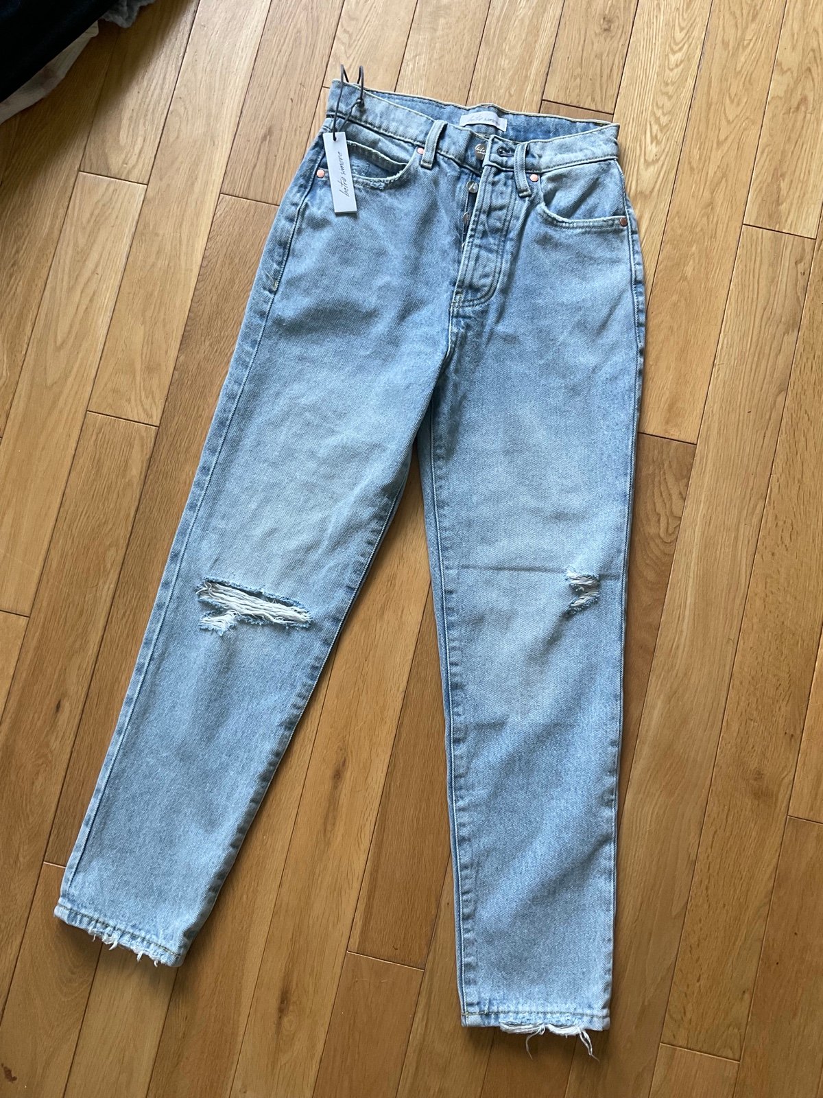Betro Simone jeans , height rise.