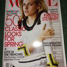 Magazine: Vogue Twilight Kristen Stewart Feb 2011