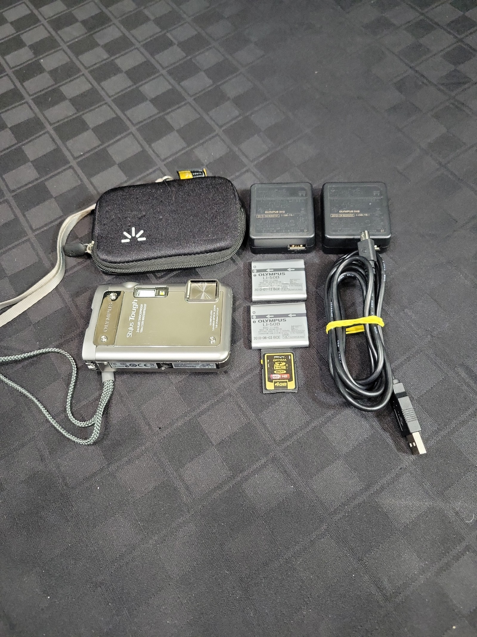 OLYMPUS Stylus Tough 8010 14MP Digital Waterproof Camera w/ 5x Wide Angle Zoom.