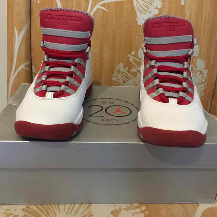 Air Jordan 10 retro size 4 boys