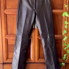 VAKKO VS2 BLACK LAMB LEATHER••SIZE 8