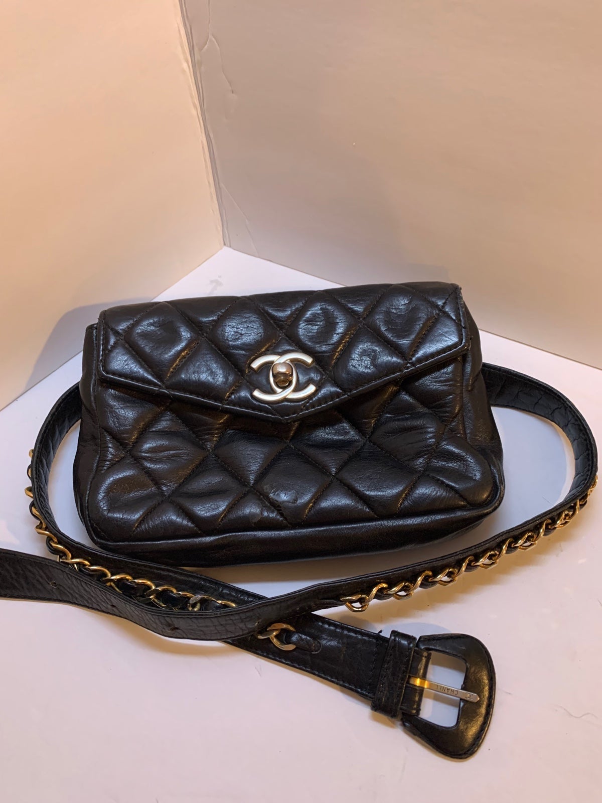 NEW CHANEL MINI TIMELESS ROCK A HANDBAG94500 CAVIAR CHEVRON LEATHER  SHOULDER STRAP Black ref.678900 - Joli Closet