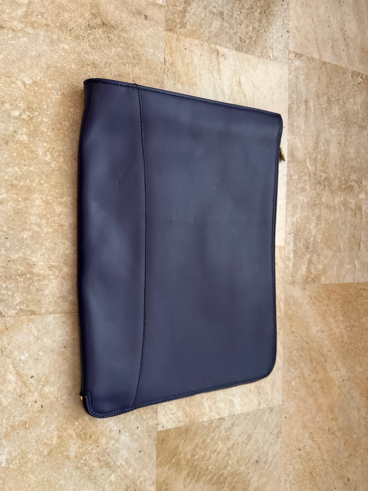 Levenger Essential Briefolio Purple