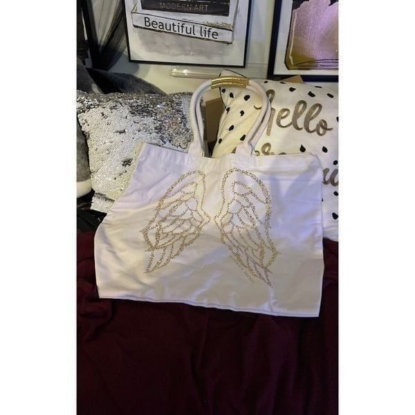 Nwot white VS Victoria Secret Tote bag/purse w/ gold bling angel wings