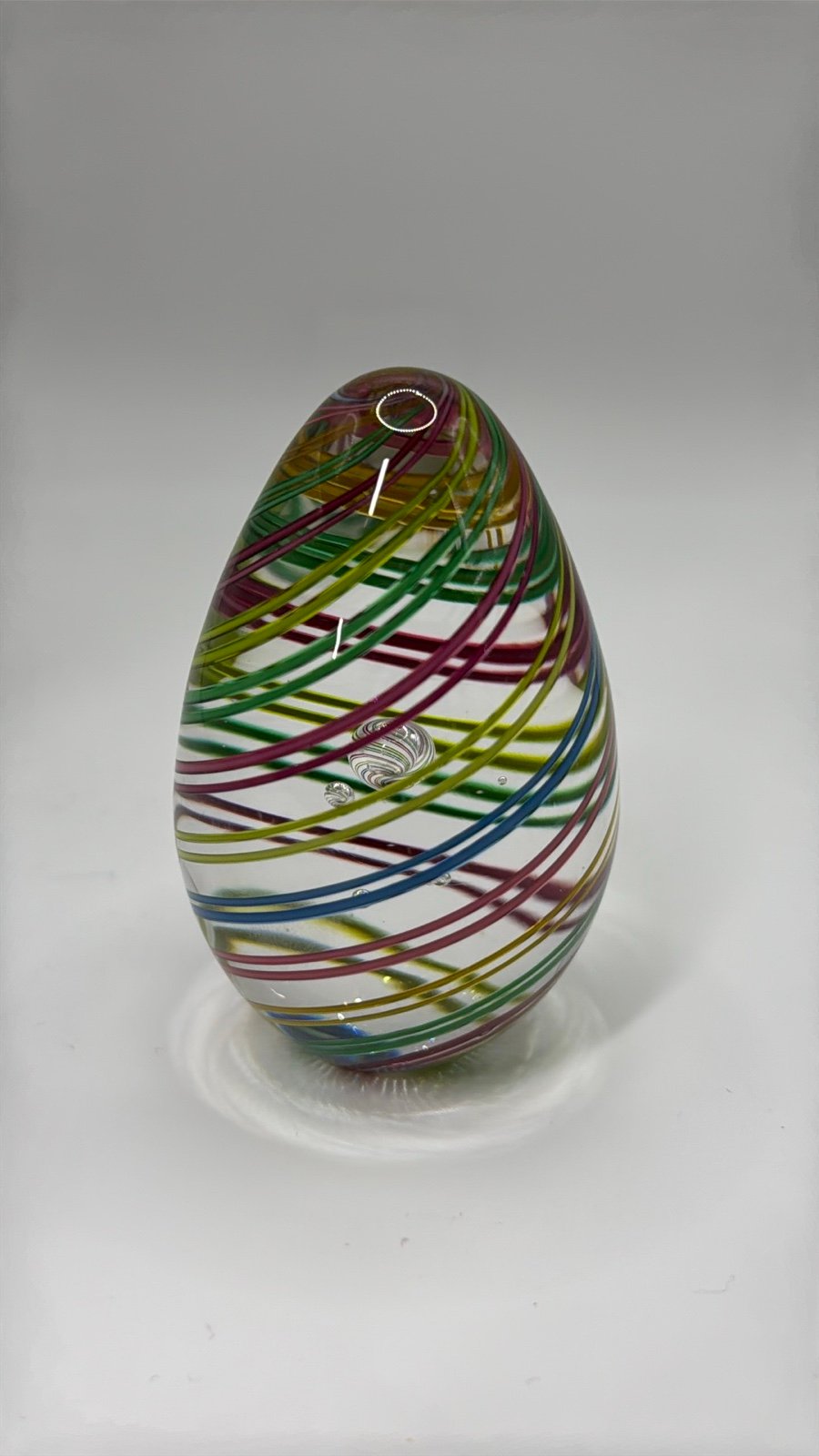 Glass Eye Studio Egg swirls with bubbles inside signed GES 97 3” tall