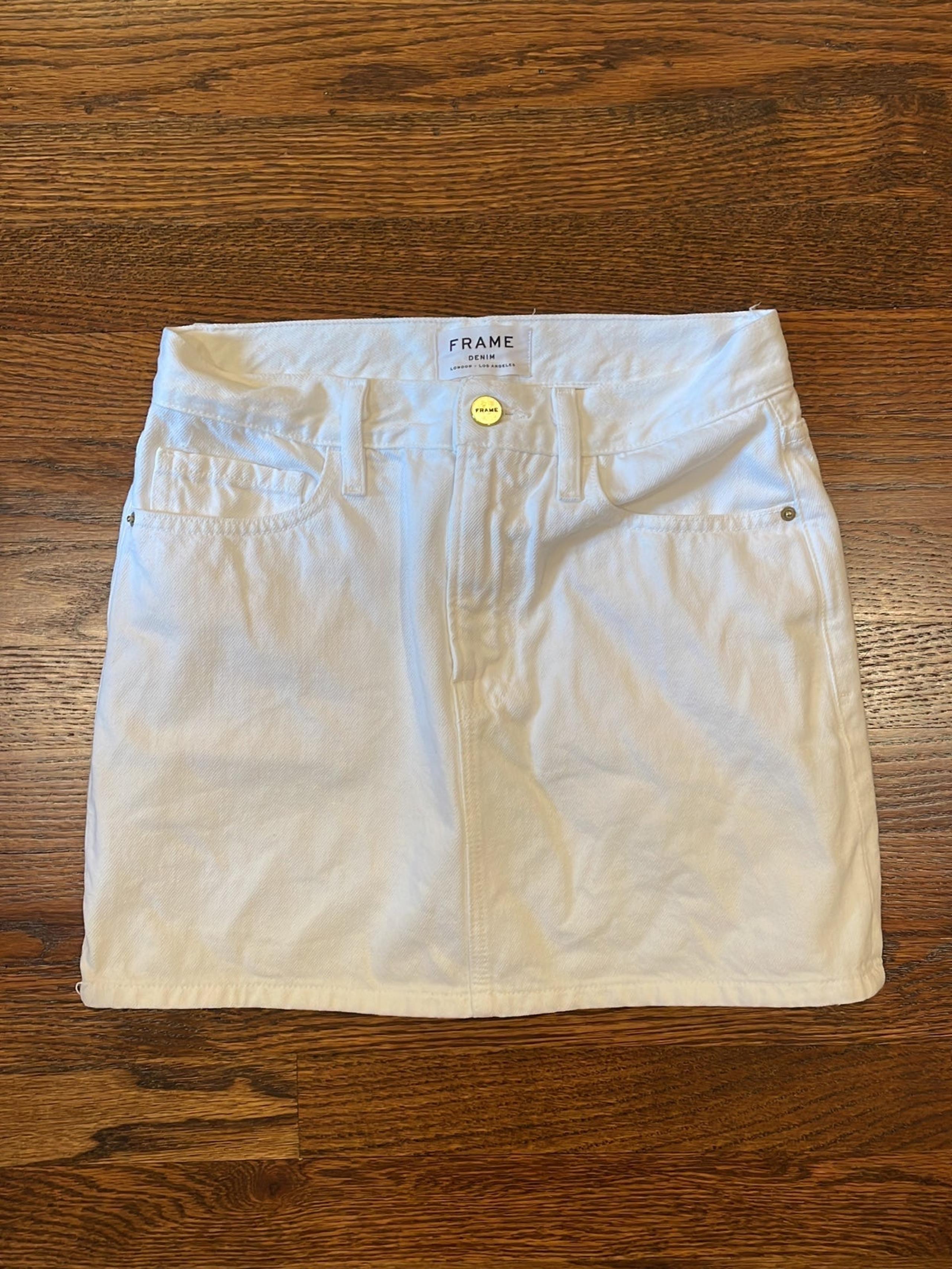 FRAME DENIM women's mini white skirt