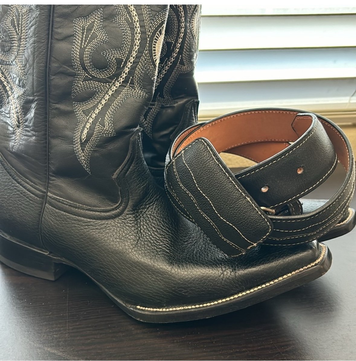 Men's leather boots made in Leon,