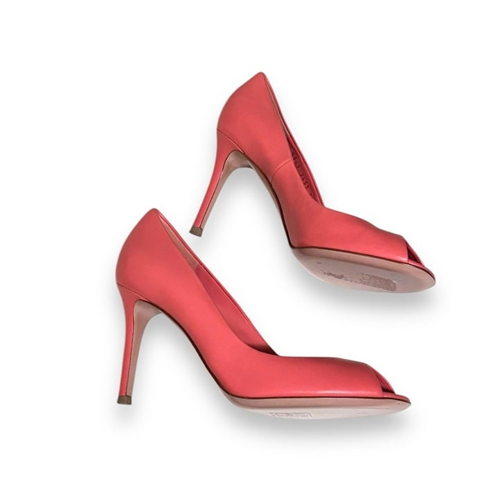 シューズ・サンダルその他 GIANVITO ROSSI Woman High heel shoes Pink Gianvito Rossi Pink Patent Leather Spice Ribbon Sandals Size