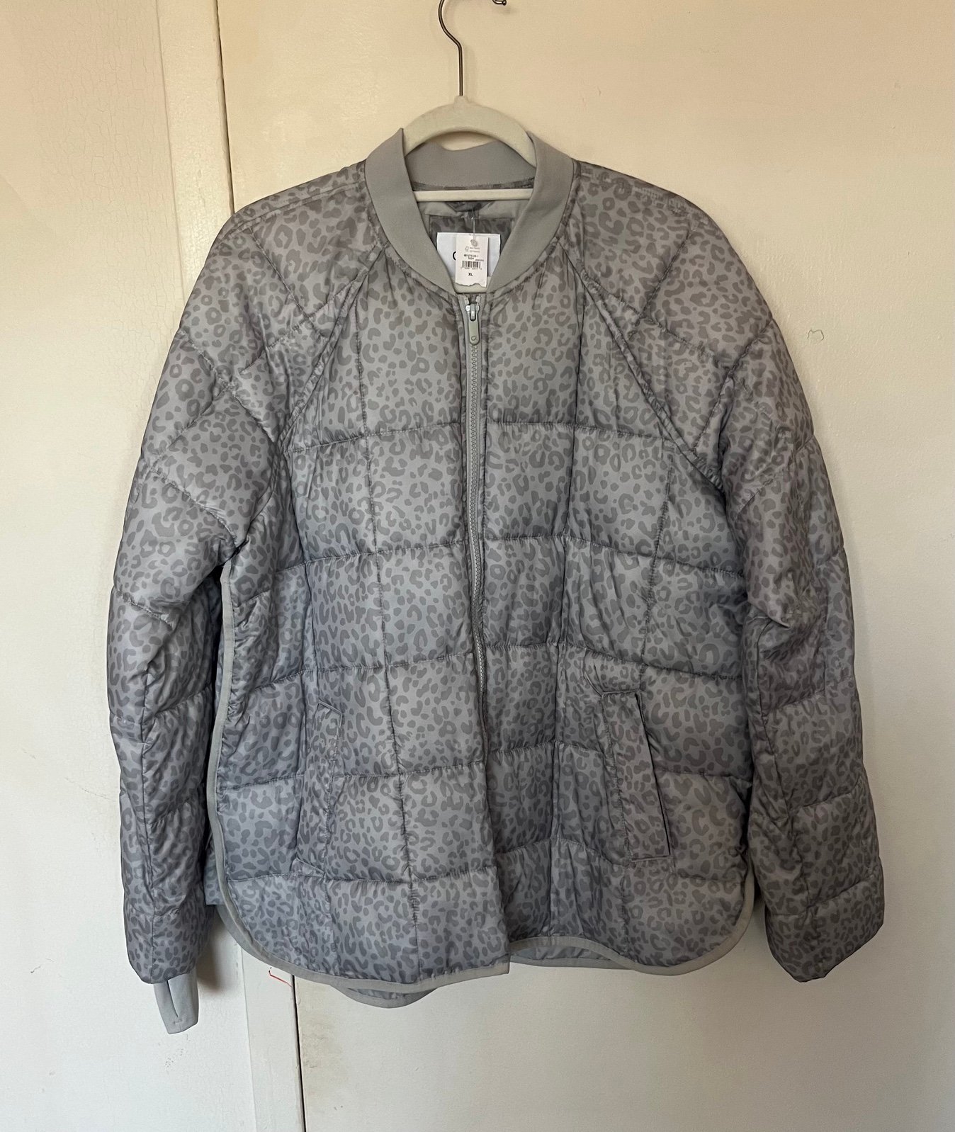 GAP Lightweight Puffer Jacket