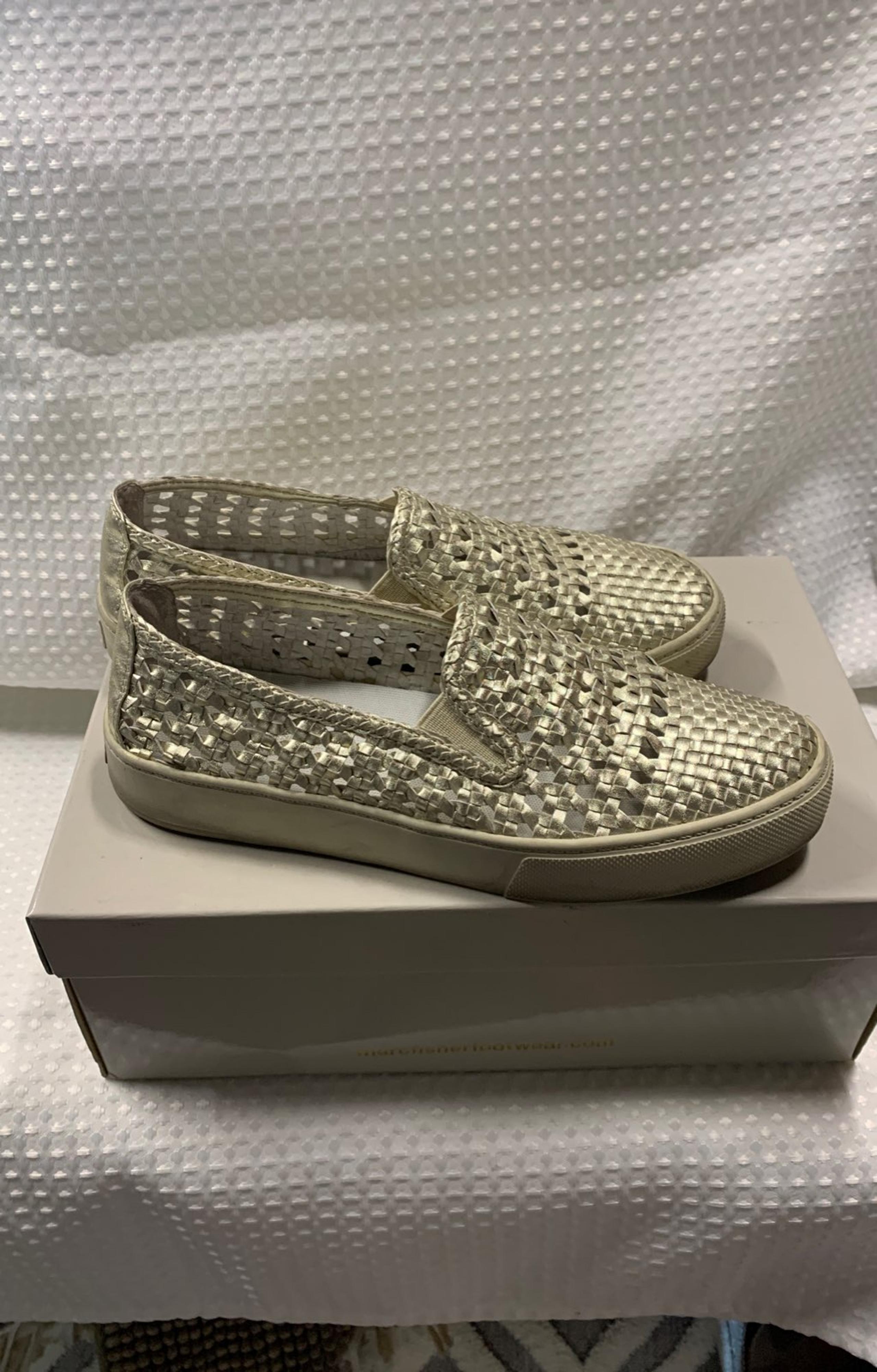 Marc fisher slip-ons