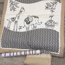 Baby comforter set