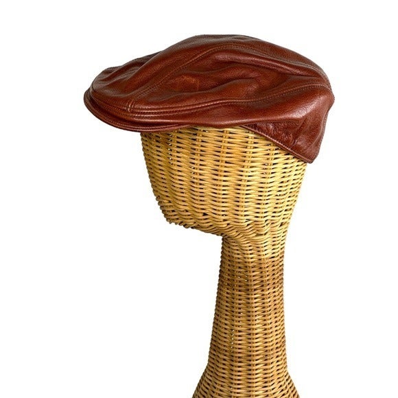 Leather newsboy driving cap by Broner size L/XL