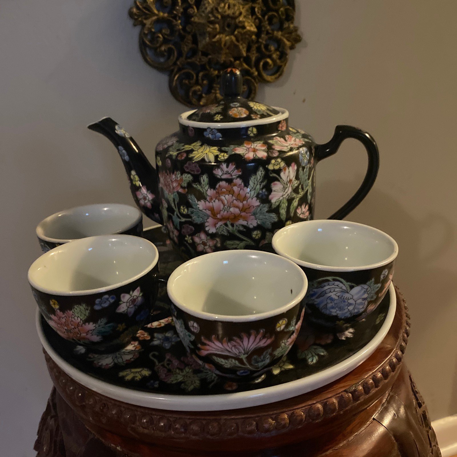Mid-Century Chinese Famille Noire Porcelain Tea Set Pot & 4 Cups Hand Painted .