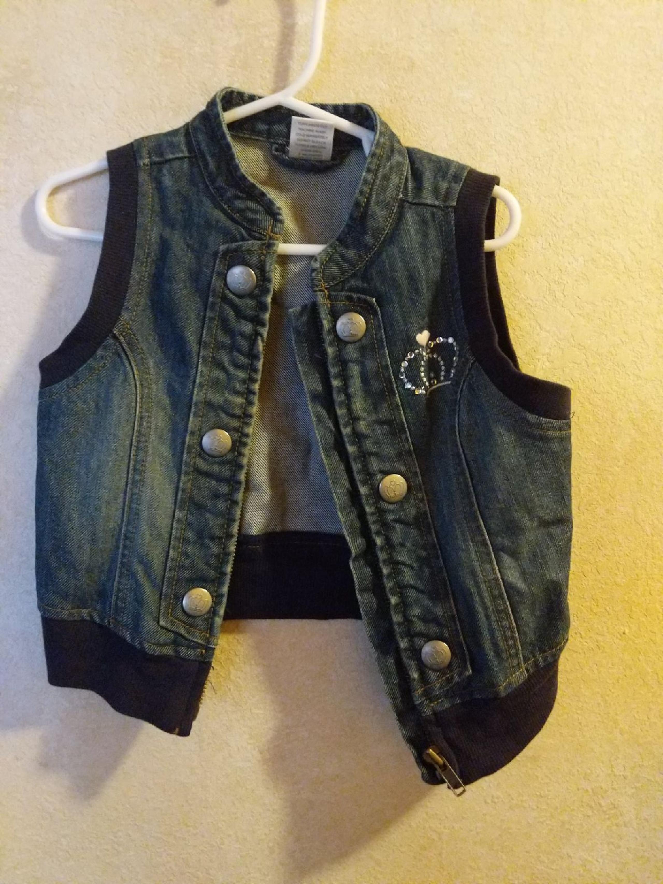 Denim Vest Gymboree size 3T