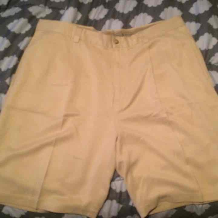 Tommy Bahama size 38 beige dress short
