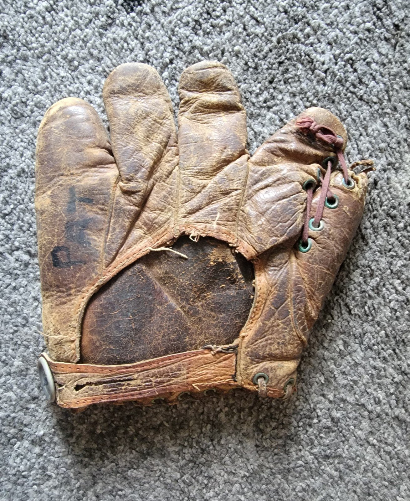 1920's Babe Ruth Reach baseball glove mitt (authentic) exceedingly rare
