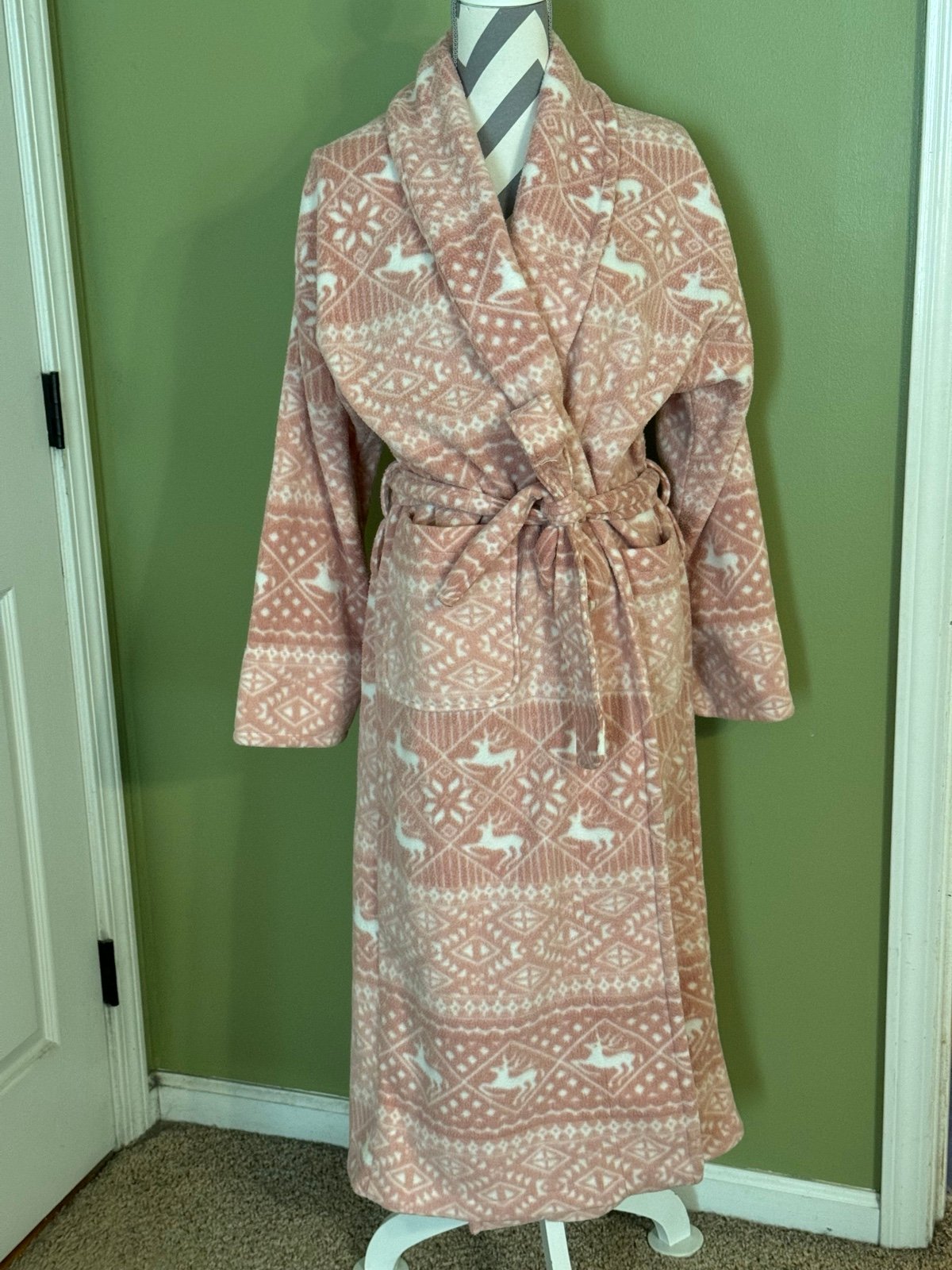Vintage Victoria’s Secret country fleece fair isle robe
