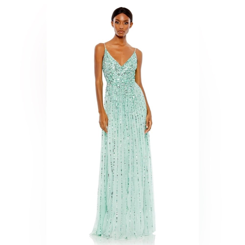 Size MAC DUGGAL 10928 NWT Sequined Sleeveless Wrap Over A Line Gown in Mint