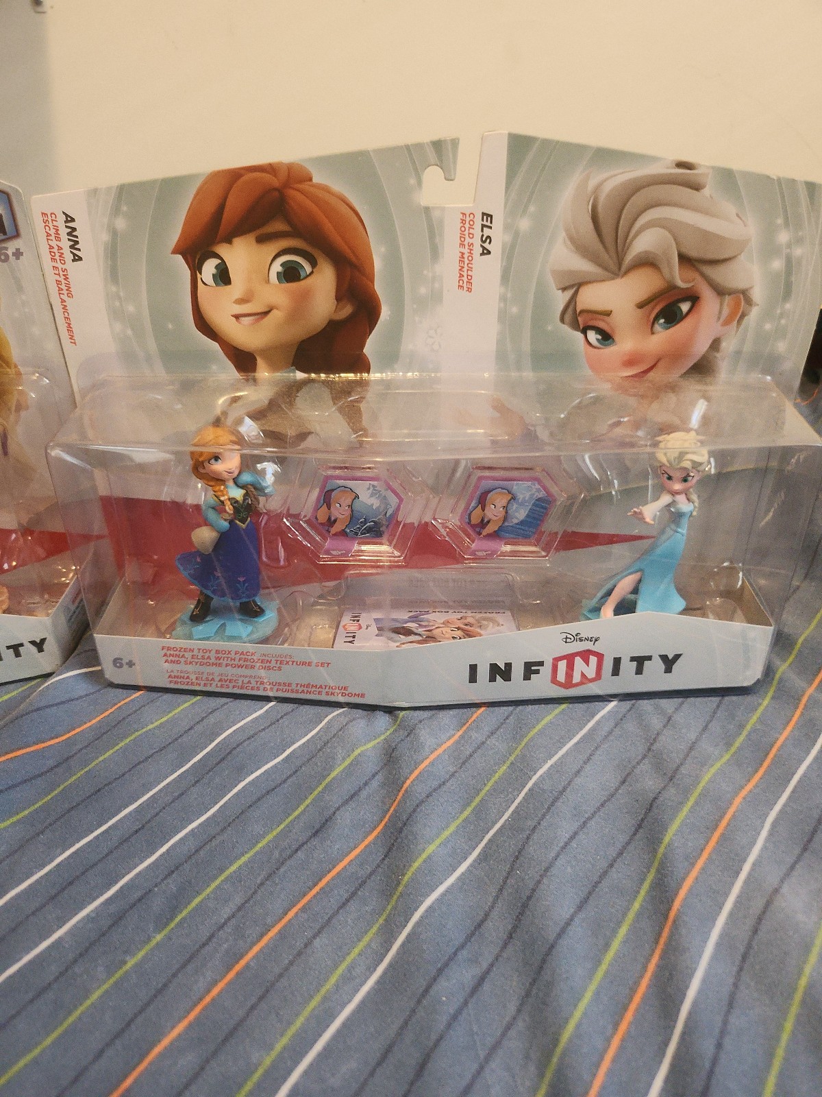 Disney infinity frozen toy box set deals