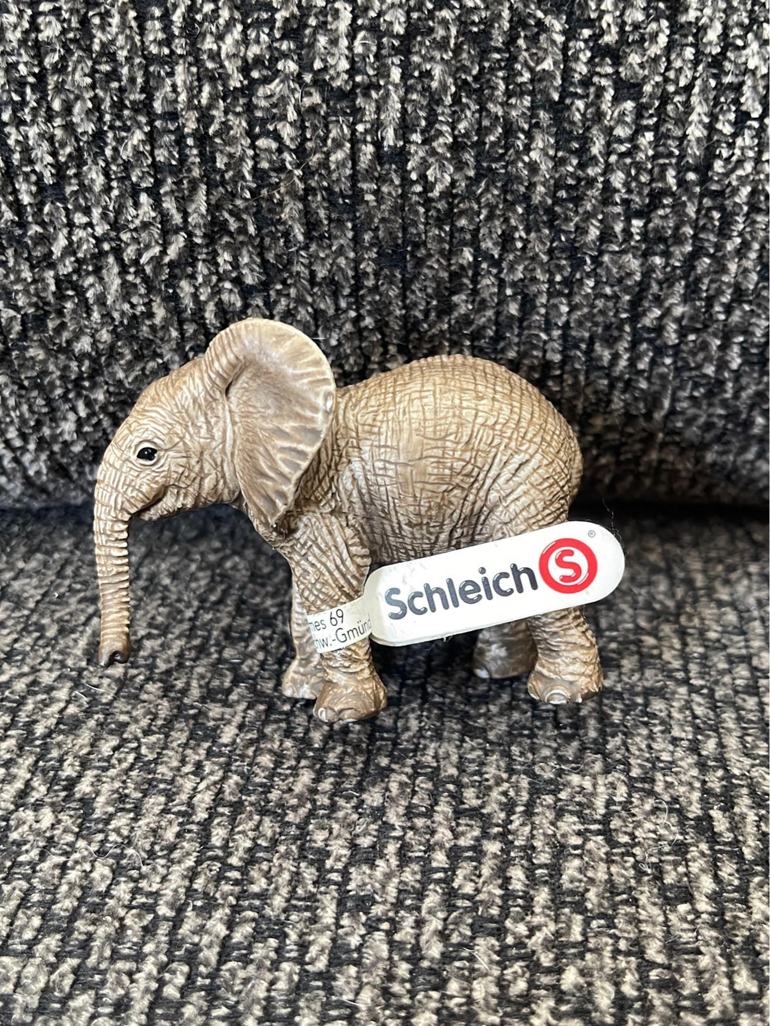 Baby Schleich Elephant