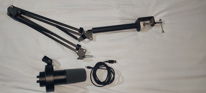 Fifine K688 Microphone DXLR/USB