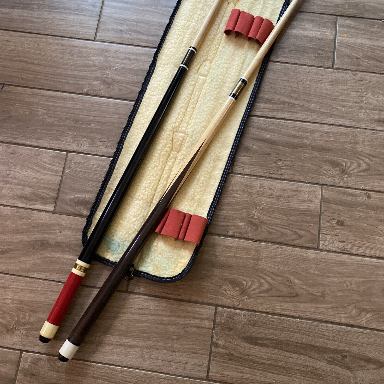 Vintage Pool Cue Sticks Soft Case Billiards 2 Piece & 3 Piece
