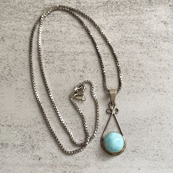 Cabochon Polished Amazonite Sterling Silver Pendant Necklace Box Chain 10 Drop