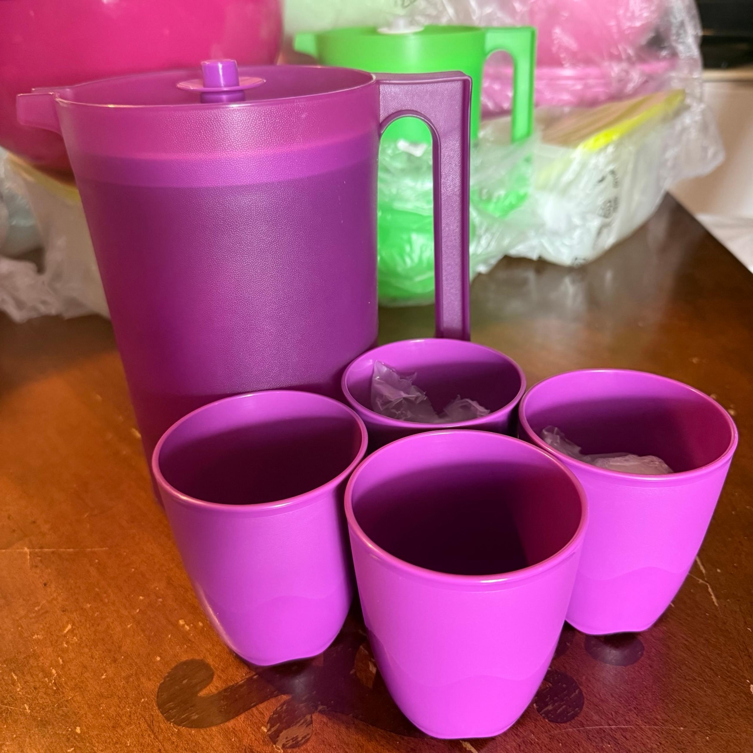 Tupperware Pitcher and Tumblers Set