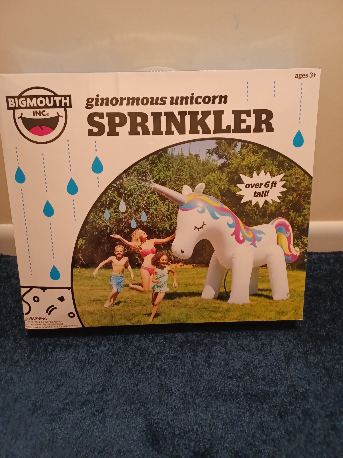 Inflatable sprinkler