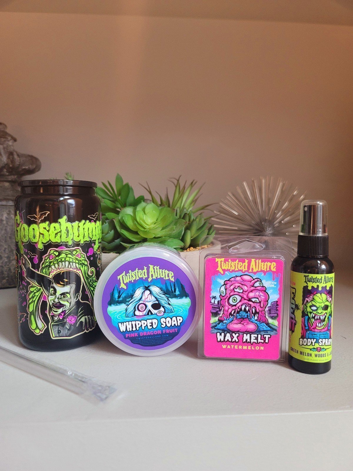 Twisted Allure Goosebumps Collector Gift Set