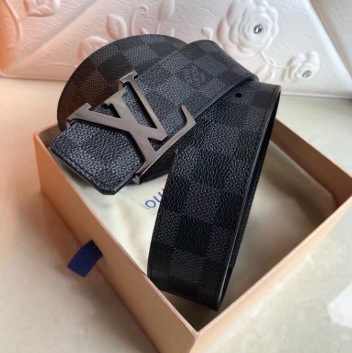 Ｌouis Ｖuitton belt