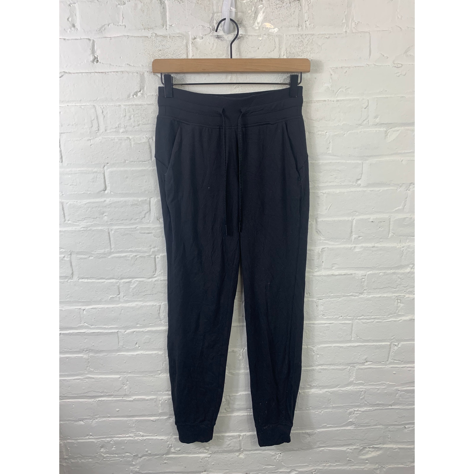 Lululemon Women's Jogger Pant Drawstring Waist Nylon Casual Black Size 4