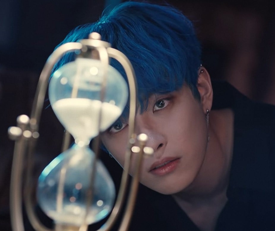 ATEEZ HOURGLASS THE CROMER