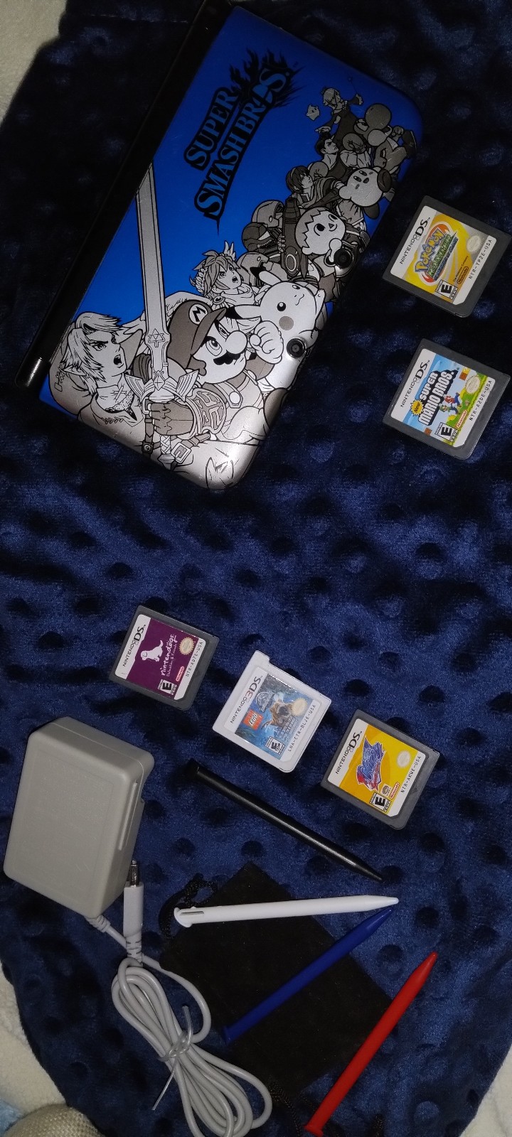 Nintendo 3DS XL Blue limited edition