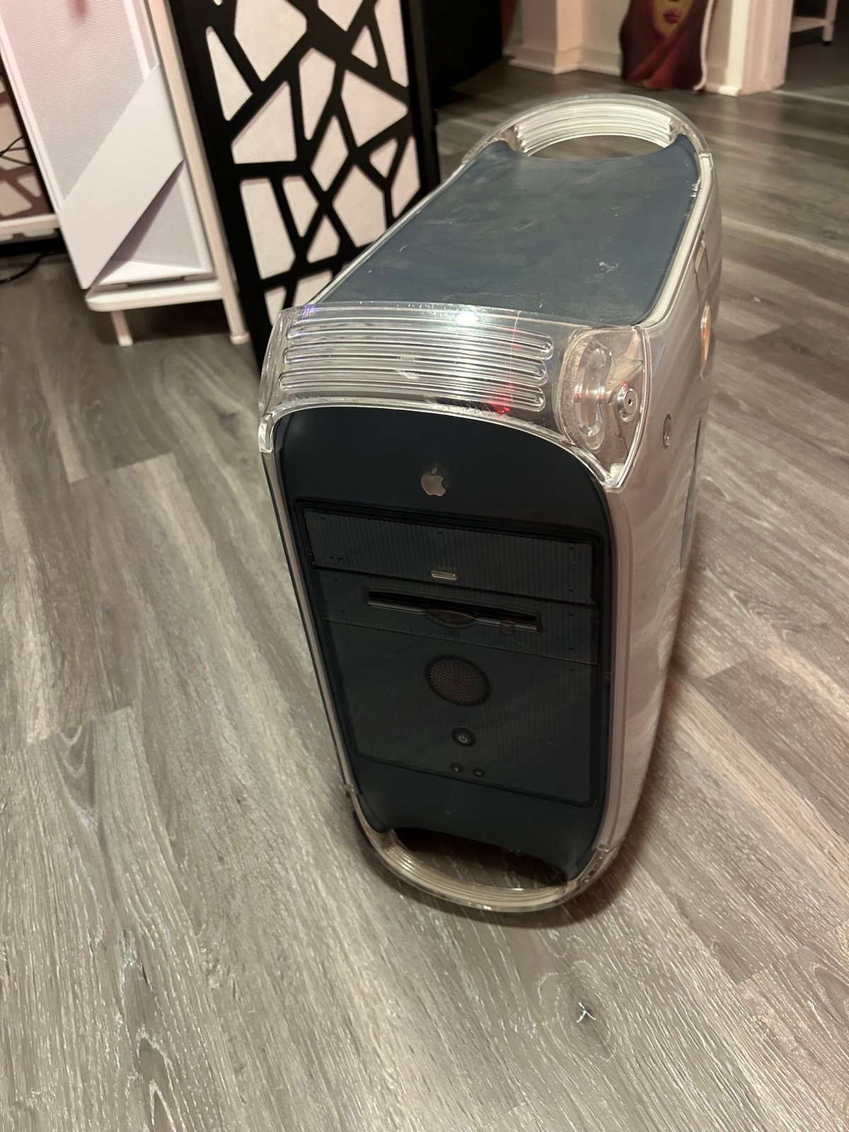 Apple Macintosh PowerPC G4 M5183 466MHZ - SOLD AS IS