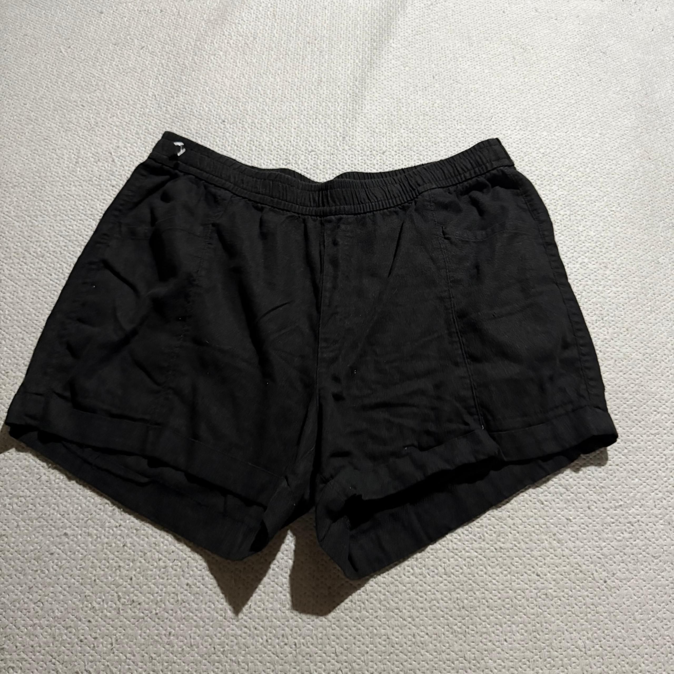 Old Navy Black Pull On High Rise Linen Blend Casual Shorts Size Large EUC