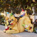 Resin Garden Statue and Sculpture, Funny Dog Playing with Gnomes, Outdoor Lawn Y