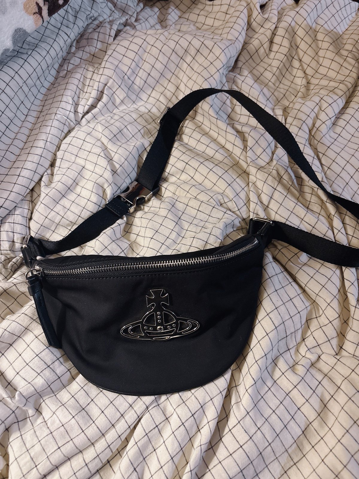 VIVIENNE WESTWOOD FANNY PACK