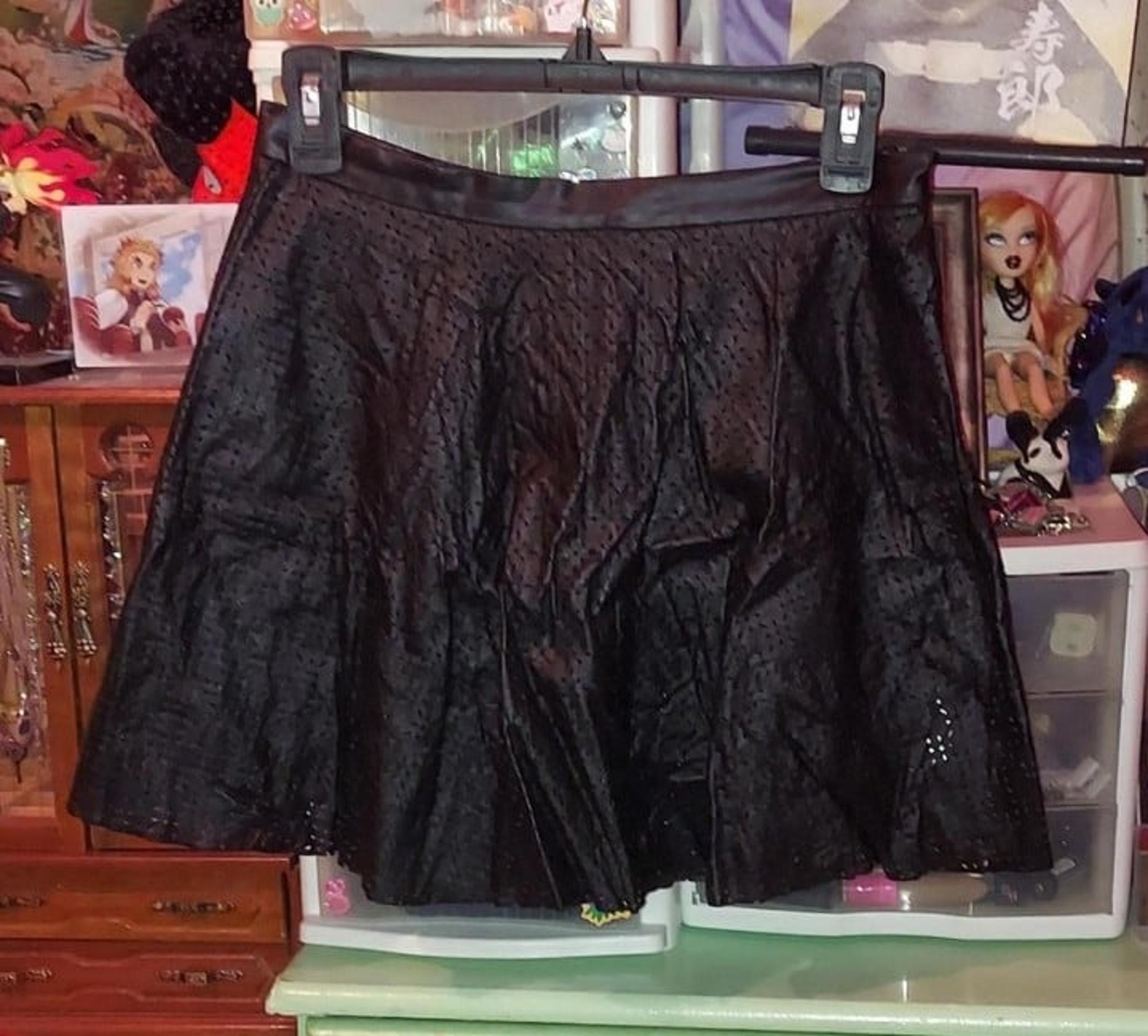 Black polyurethane floral cutaway overlay skort