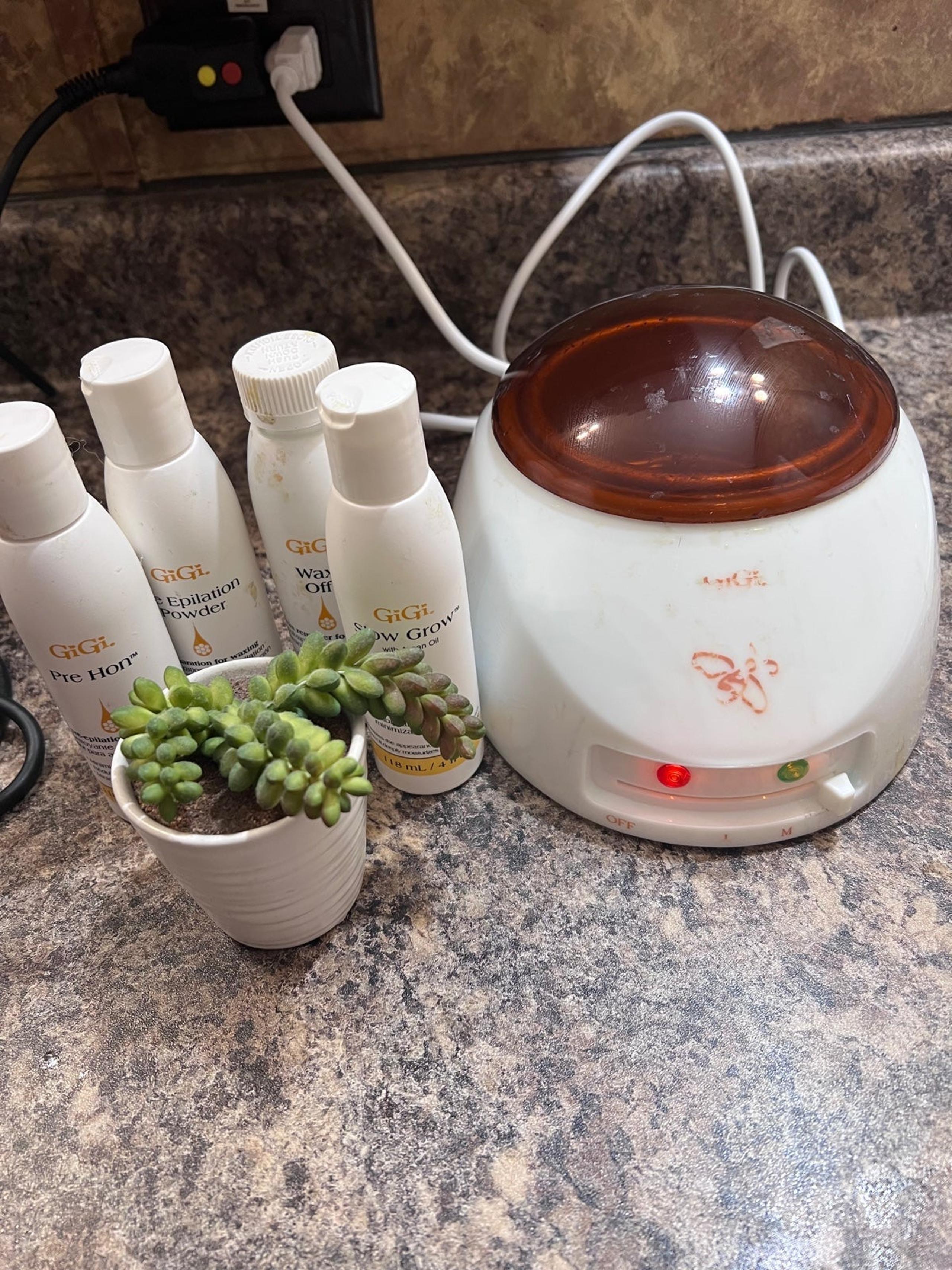 Gigi Professional Wax Warmer