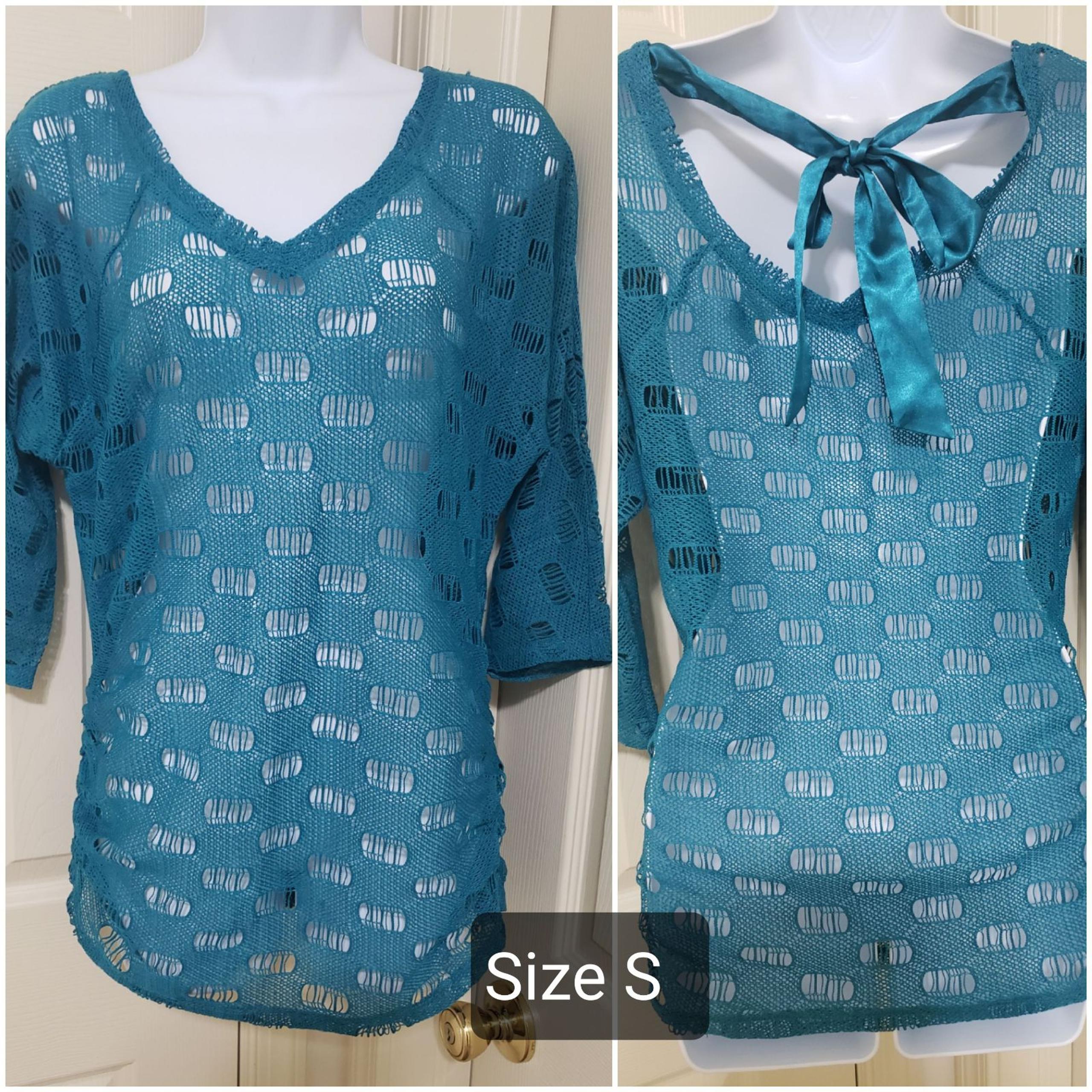 Charlotte Russe Swimwear Cover up Size S