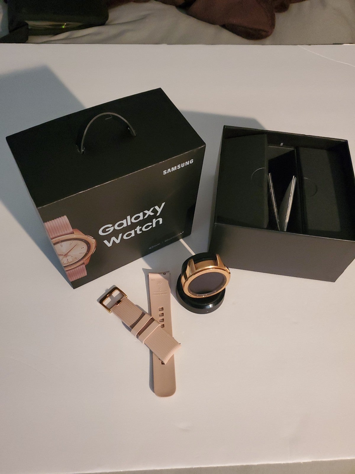 Samsung Galaxy Watch Smartwatch 42mm shops LTE in Rose Gold