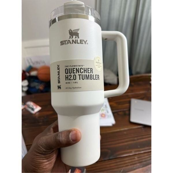 Stanley 40 oz Tumbler Hearth And Hand Magnolia *LIMITED EDITION* Sour Cream