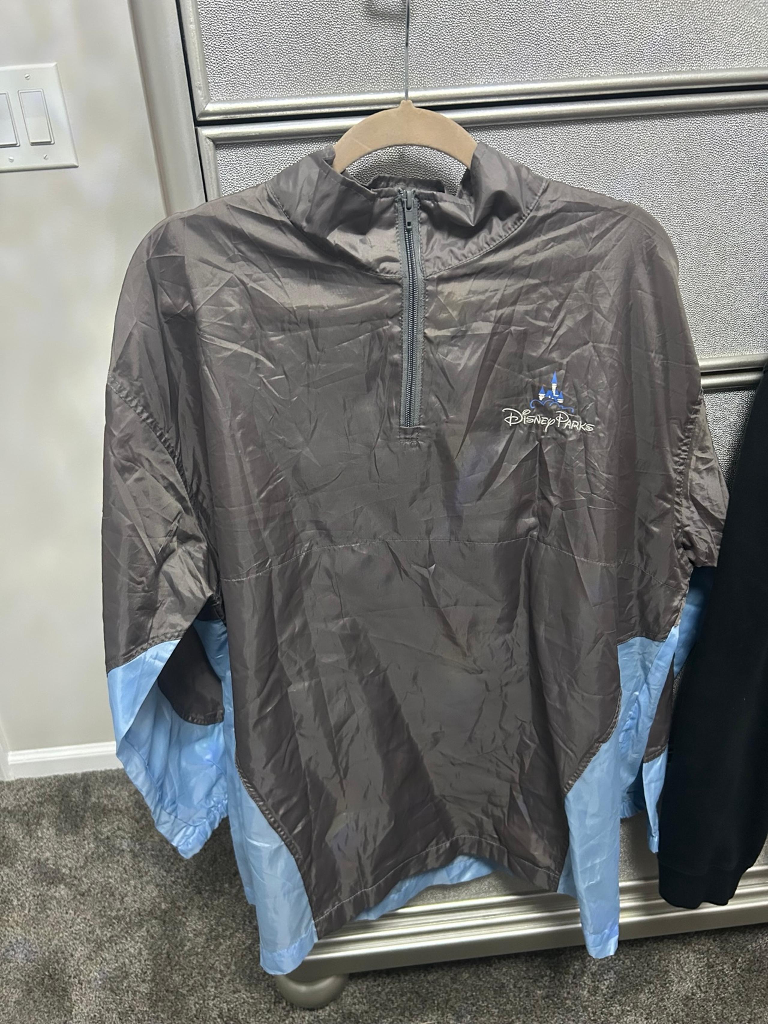 Walt Disney Parks 1/4 Zip Pullover Lightweight Windbreaker Jacket Men's M/L