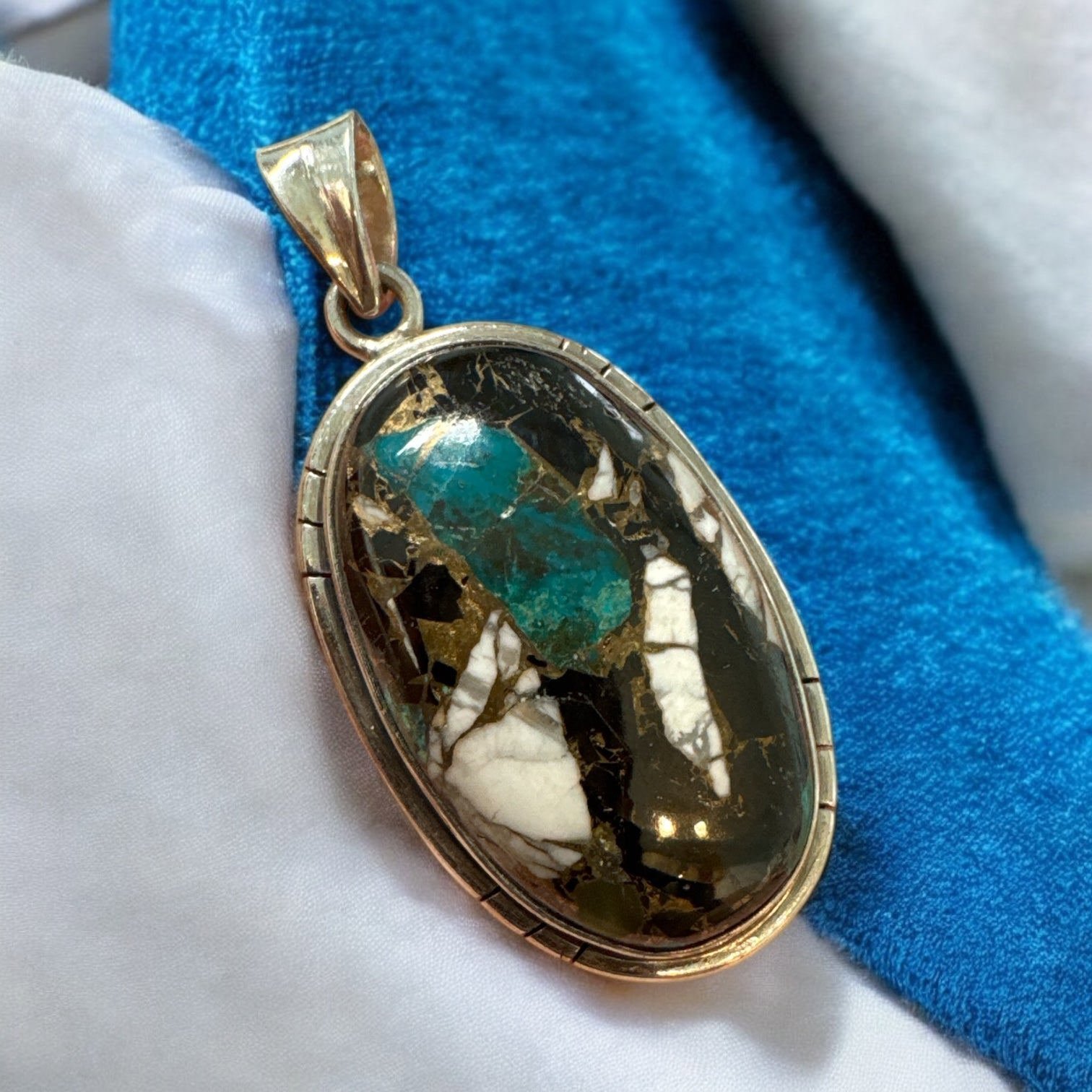 Turquoise & White Buffalo Solid 925 Sterling Silver Pendant